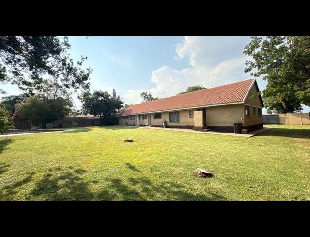 4 BEDROOM HOUSE FOR SALE IN BRACKENHURST